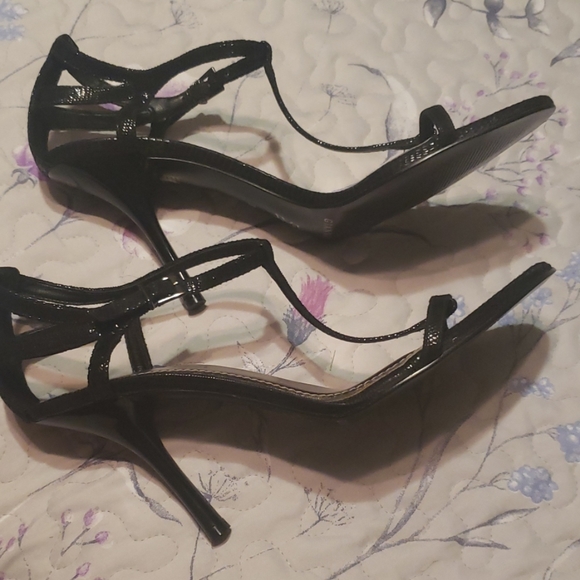 Gianni Bini black heels - Picture 2 of 6